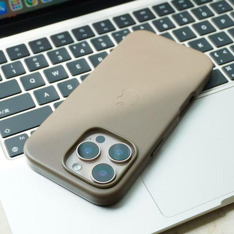 Genuine Leather iPhone 16 Pro Max Case