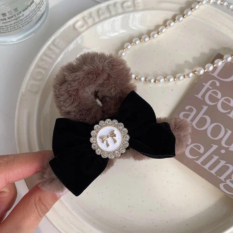Sweet Bowknot Plush Hair Claw Clip New Classic Small Hair Clips Barrettes Hairgrips Headdress For Female Winter Hair Accessories