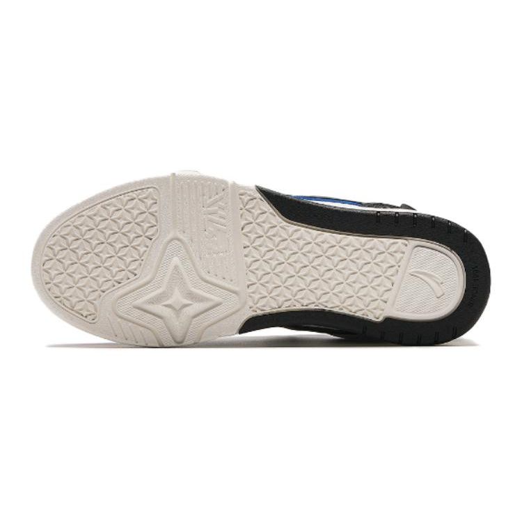 Anta Kids Comfortable Shock Absorbing Wear Resistant Low Top Sneakers Kids Sneakers Black White 312418009R-3