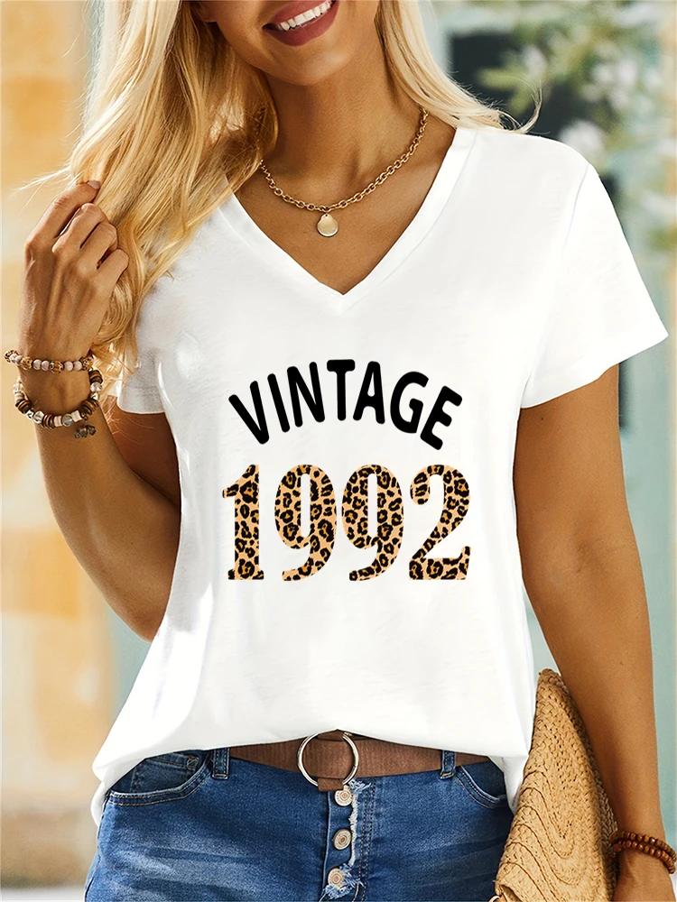 Leopard Vintage 1984 Tshirt Print For Casual Unisex Clothes Short Sleeve Shirt Birthday Style Harajuku Fashion Vneck T Shirt