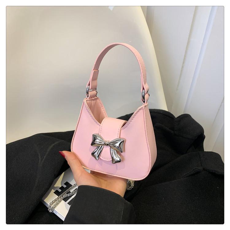 Trendy Single Shoulder Handbag Simple Earphone Bag Korean 2024 New Butterfly Bow Chain Crossbody Bag Women Black