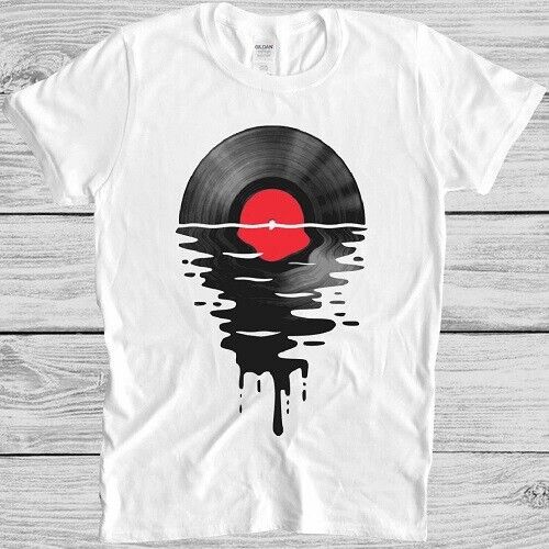 Melting Vinly Dripping Cool Record DJ Music Vintage Gift Tee T Shirt M84