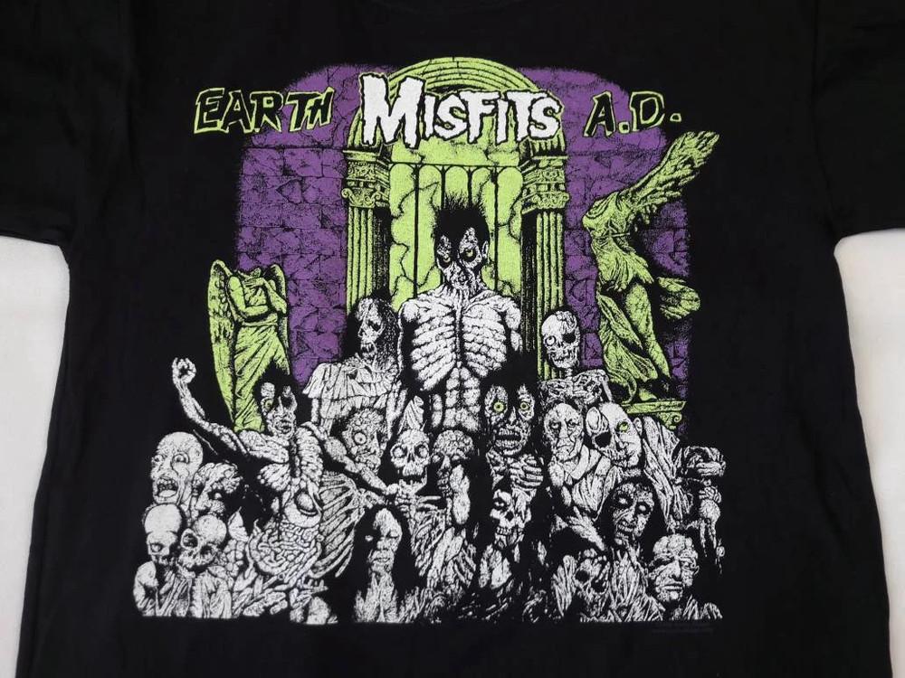 

Vintage 1998 Misfits T-shirt Unisex Cotton All Size S-5XL BT412 Unisex T-Shirt L