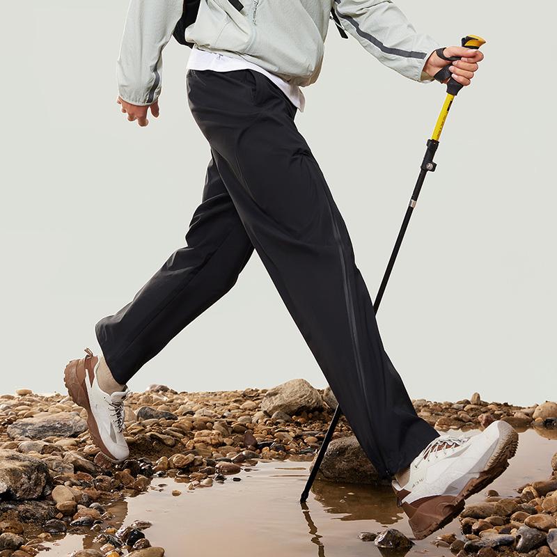 Li Ning CF Su Series See Dragon In The Wild Solid Color Reflective Letter Straight Leg Knitted Sports Pants Men Pants Black AYKU623-1