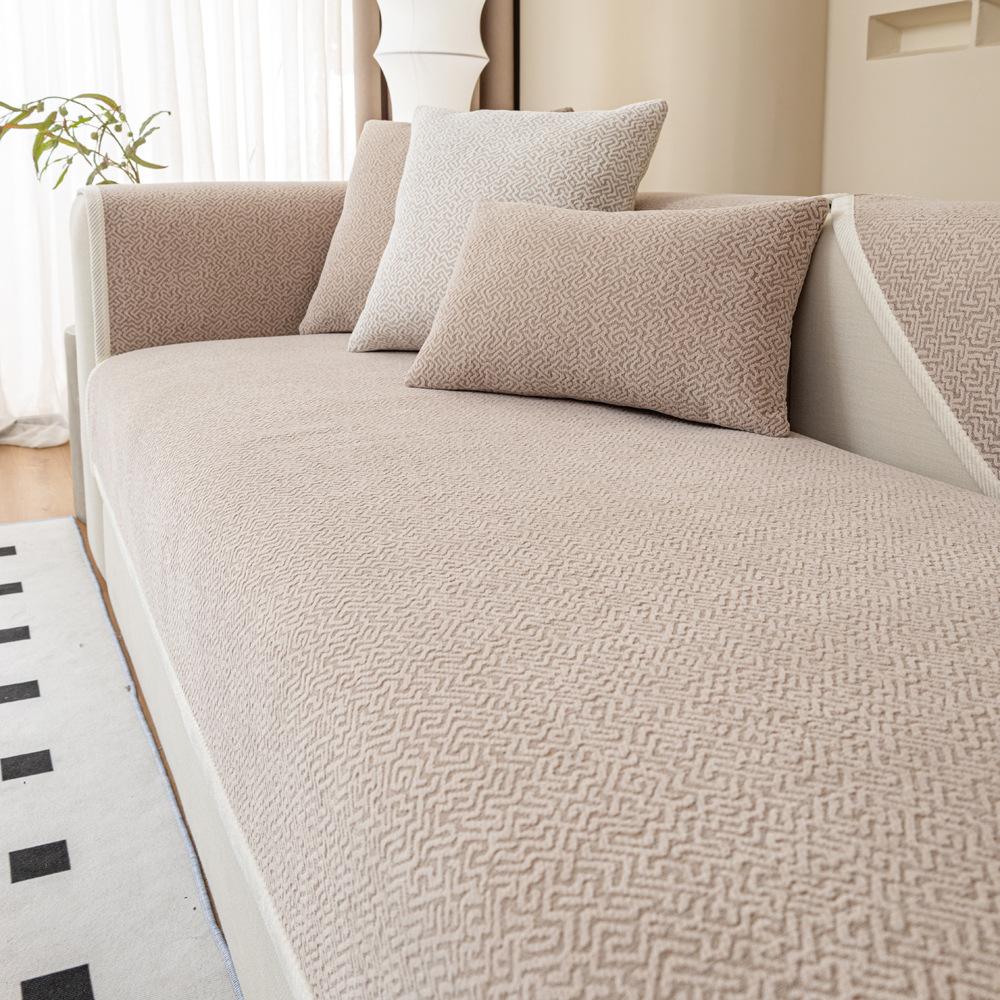 

Labyrinth Sofa Cushion, Universal In All Seasons, Seat Cushion, Thickened Non-Slip, Advanced Sofa Cover, Cover Cloth, Simple And Modern 70*70cm