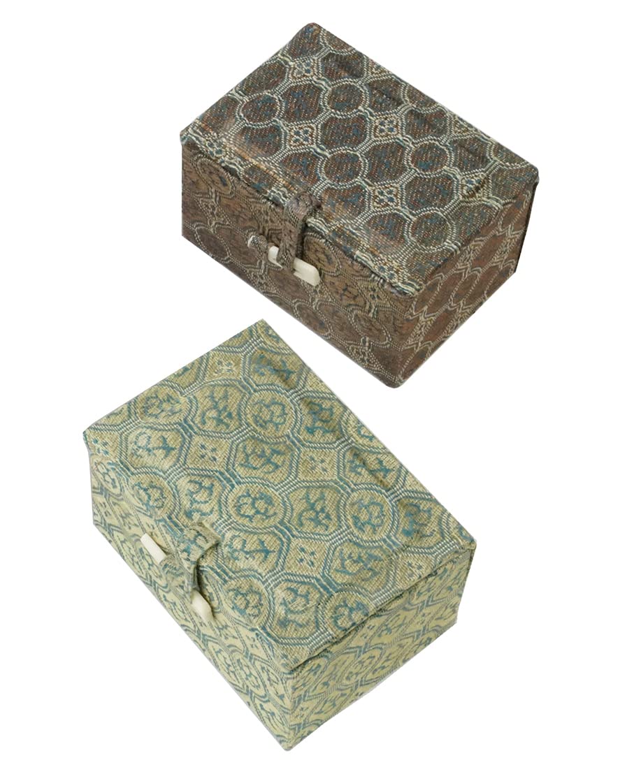 

Kobaido Seal Carving Box/Case, Large (20-25mm x 50mm), Cloth Cover [Set of 2]