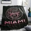 1 יחידה שמיכת פלנל עם דוגמת Inter Miami CF מתאימה לכל העונות לקישוט הבית חום ונוחות מתנות מתנת חג