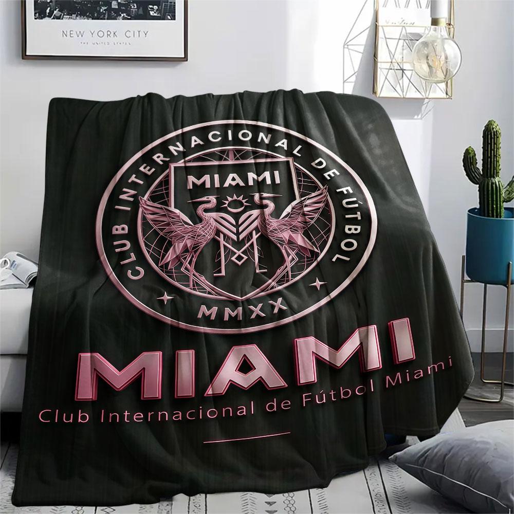 1 יחידה שמיכת פלנל עם דוגמת Inter Miami CF מתאימה לכל העונות לקישוט הבית חום ונוחות מתנות מתנת חג
