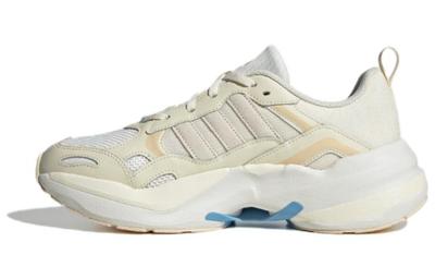 Maxxcetus 'Beige' Women's IG2029