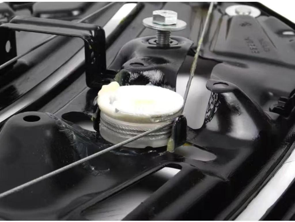 Top-Selling Window Regulator Bracket for BMW 3 Series E46 Convertible (2000-2006)