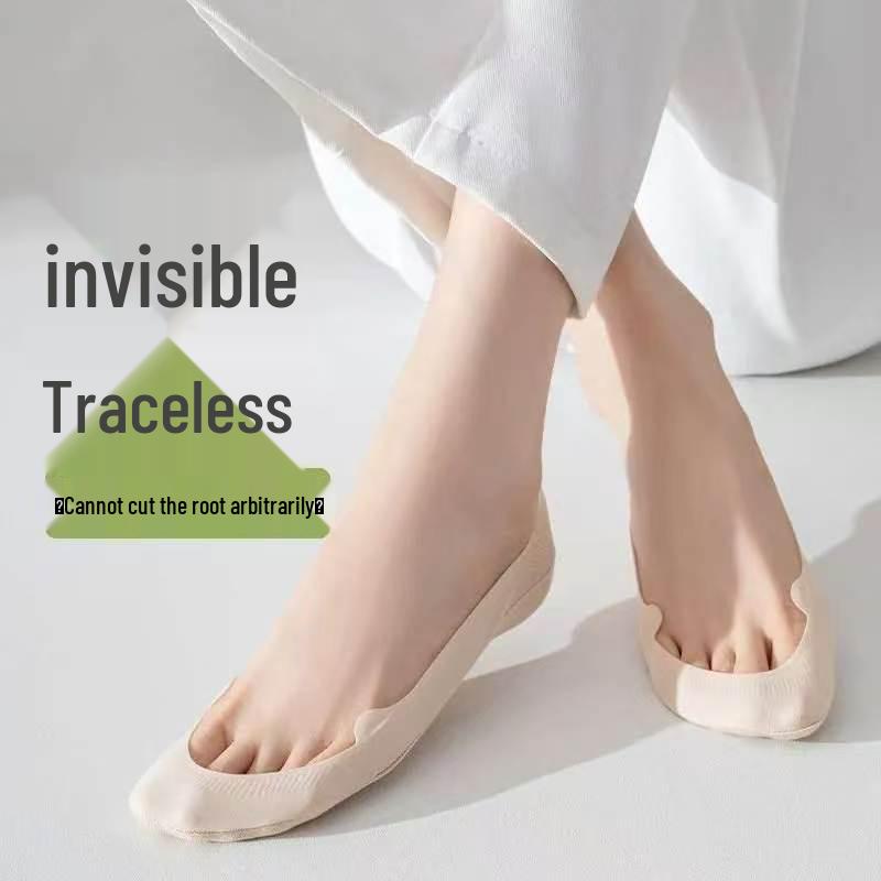 Women's Summer Ice Silk Invisible Boat Socks with Non-Slip Silicone Heel and Cotton Bottom, Breathable and Ultra-Thin.