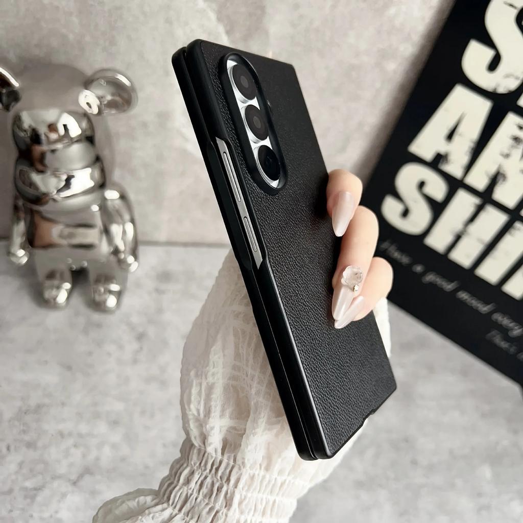 Classic Leather Pattern Phone Case For Samsung Galaxy Z Fold 7 Fold3 4 5 6 ZFlip 7 Black Hard PC Bumper Protective Cover Shell