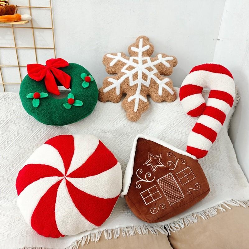Christmas Cartoon Snow House Wreath Snowflake Candy Plush Toy Gift Children