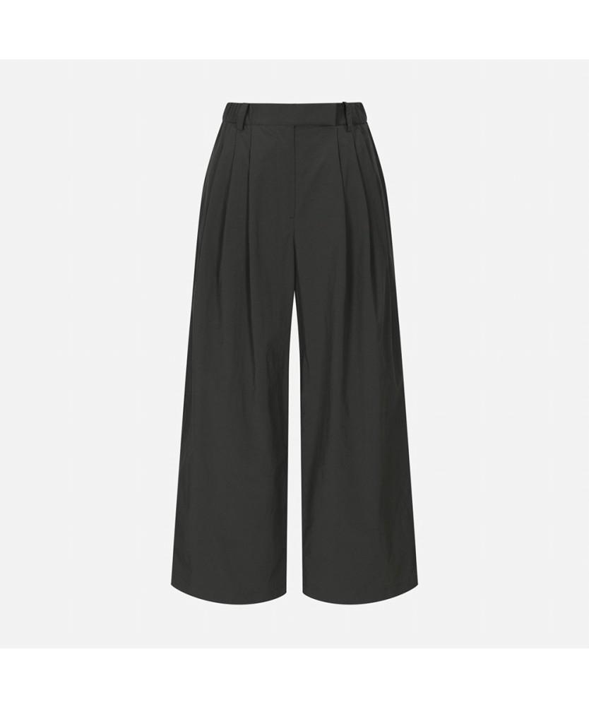 THURSDAY ISLAND Tuck Detail Wide Pants_T264Mpt934W