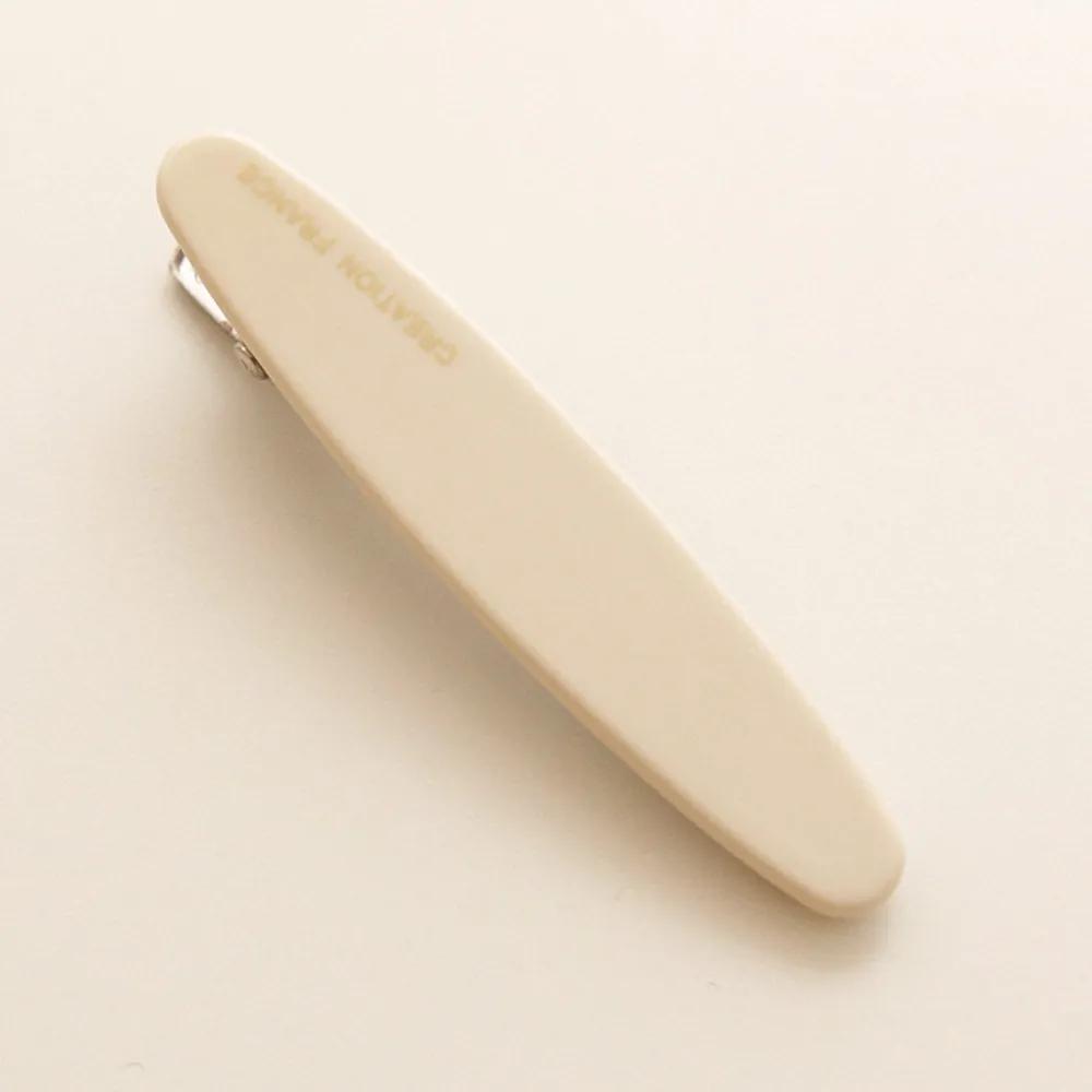 J Lauren Slim Oval Side Hair Clip H01235
