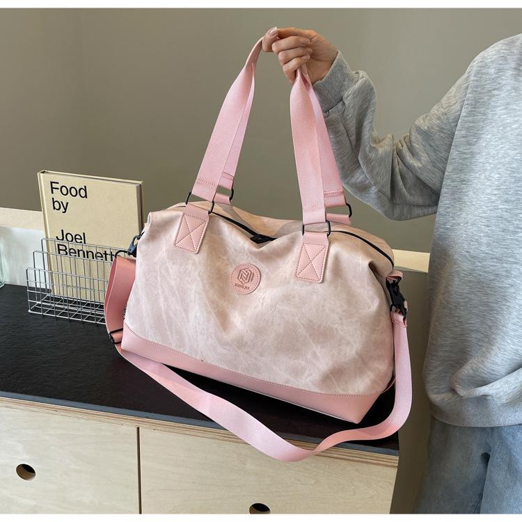 Trendy PU Leather Large-Capacity Travel Bag: Casual Handheld & Single Shoulder Sports Fitness Luggage