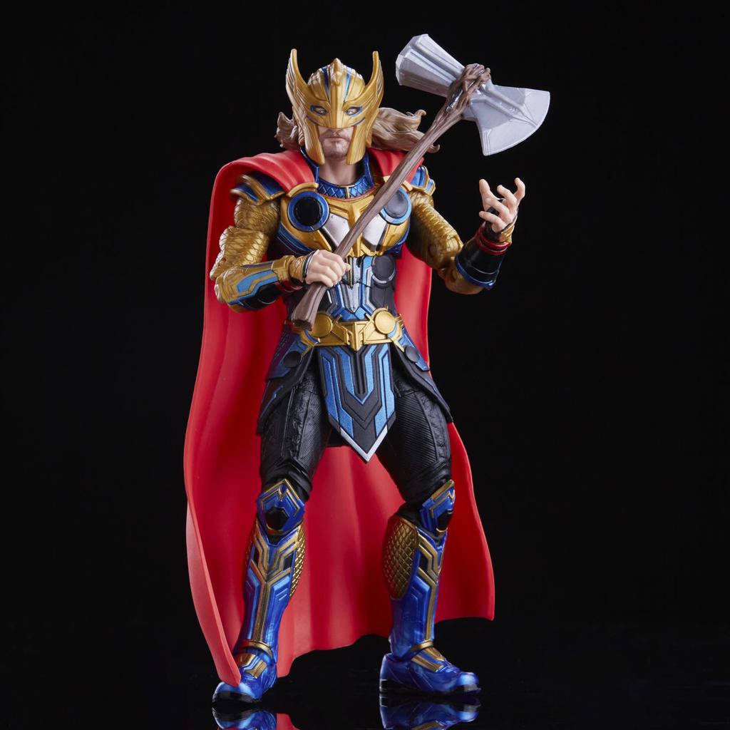 Hasbro Marvel Legends Series Thor: Love and Thunder Thor F1045 Authentic 6-inch (15cm) Action Figure with 3 Accessories