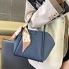 Cowhide Shoulder Women's Bag Large Capacity Women's Fashion Simple Tote Bag Practical Commuter Bag Mother and Child Bag