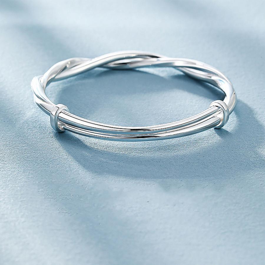 Forsølvet armbånd S925 sølvarmbånd bryllupsarmbånd Moebius kvinnelig twist vri mote skyv-trekk justeringsarmbånd