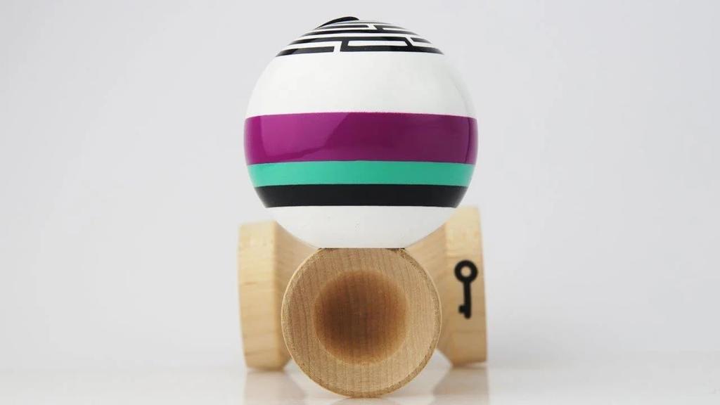 Okendama Kendama MAZE Series ZERO1 Shape SHTICK V2 Paint Sticky Paint (MAZE 2)