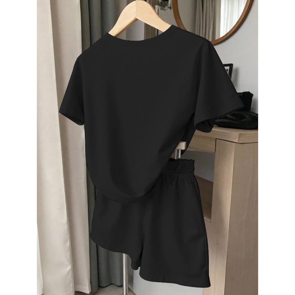 Spring and Summer Line Art Heart Flower Print Set, Girly Short-Sleeve T-Shirt and Shorts, Comfortable Casual Two-Piece Set