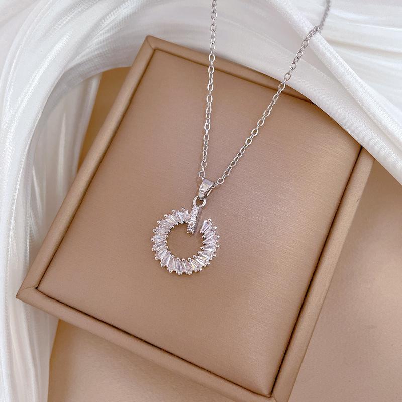 

Ожерелье с подвеской из белого синтетического циркония для женщин 45CM золотой