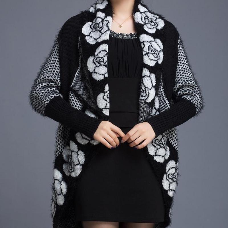 Autumn and Winter Cardigan Sweater Coat Women's Mid-length Thickened Long-sleeved Loose Knitted Sweater Large Size Shawl Mother Autumn Clothes