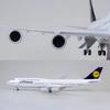 1/150 Airline 747 Plane Model B747 Lufthansa Airplane Model Light and Wheel Landing Gear Plastic Resin Plane Model Decoration