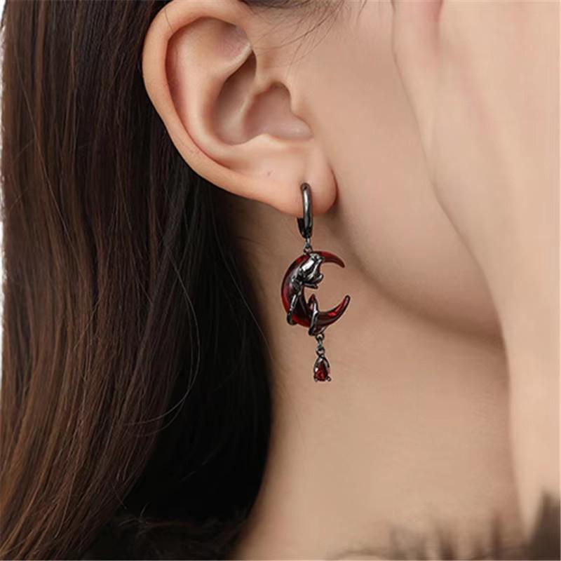Androgynous Asymmetrical Red Crescent Tassel Earrings - High-End Sweet Cool Style Jewelry