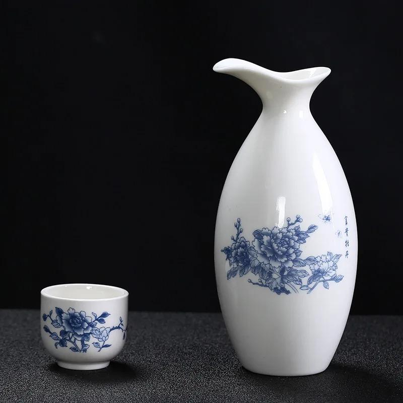 Ceramic Chinese Wine Dispenser, Iron Pot Baijiu Wine Pot, Glass Set