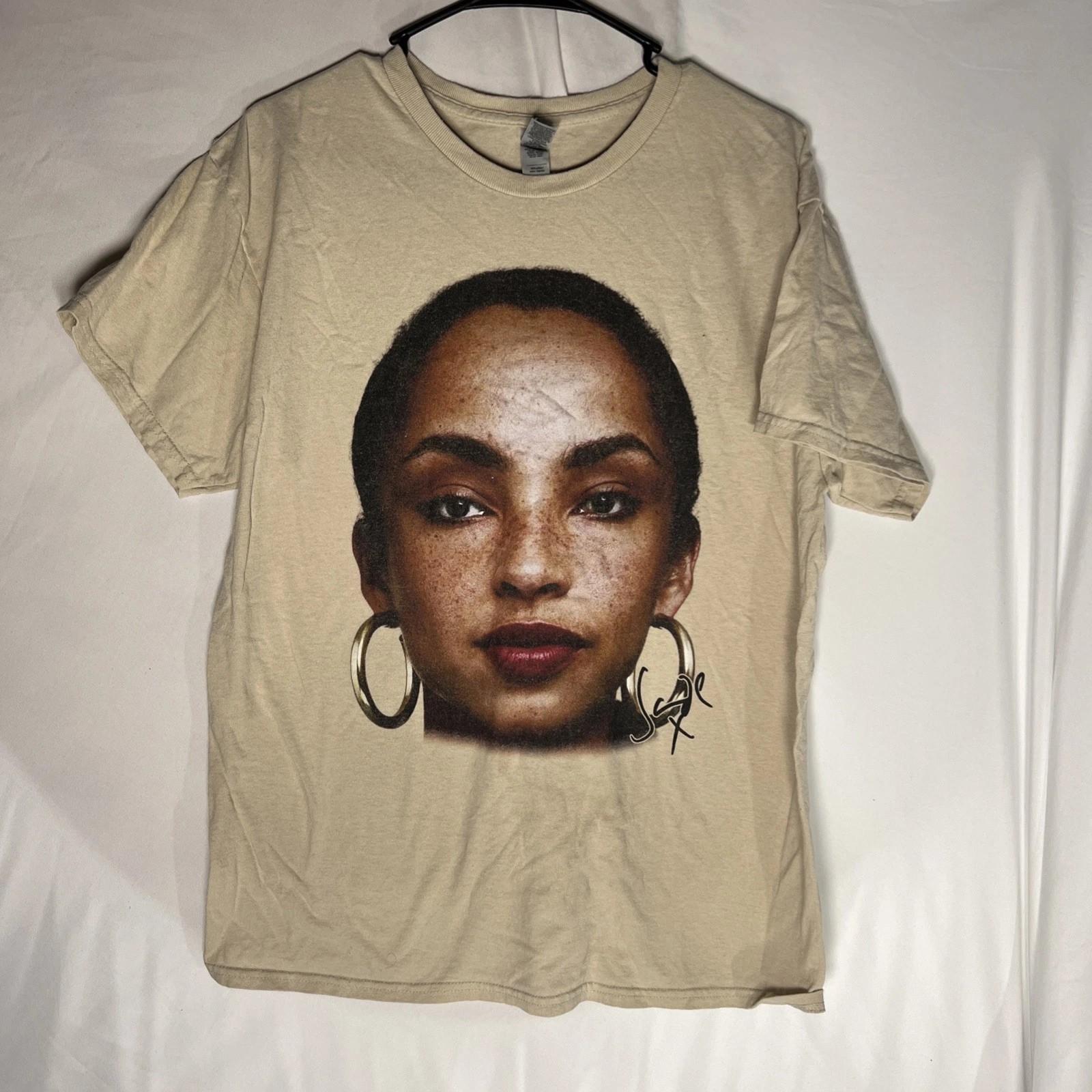 Merry Christmas Sade Adu Reprint S-235XL T-Shirt C7132 XL