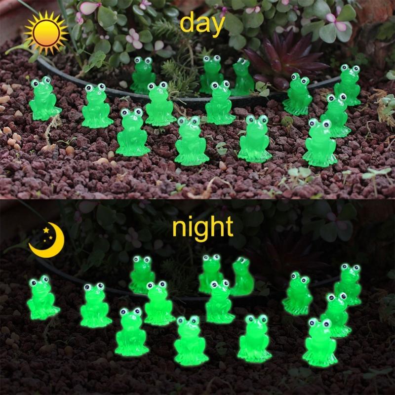 Set of 15 Green Luminous Miniature Frogs Resins Figurines Glow In Dark Ornaments for Home Garden Landscape Decoration