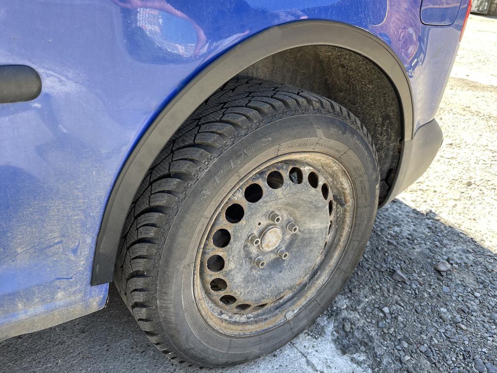 Căptușeli de arc (mat negru) Bază scurtă, 1 ușă glisantă (plastic) pentru Volkswagen Caddy 2004-2010