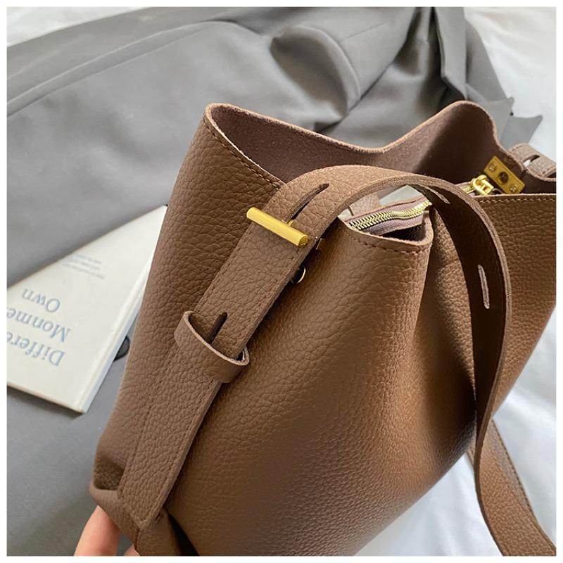 Pu Solid Sewing Shoulder Bags Large Capacity 2026  Women's Bags Simple Fashi Versatile Soft Designer Tote Bag