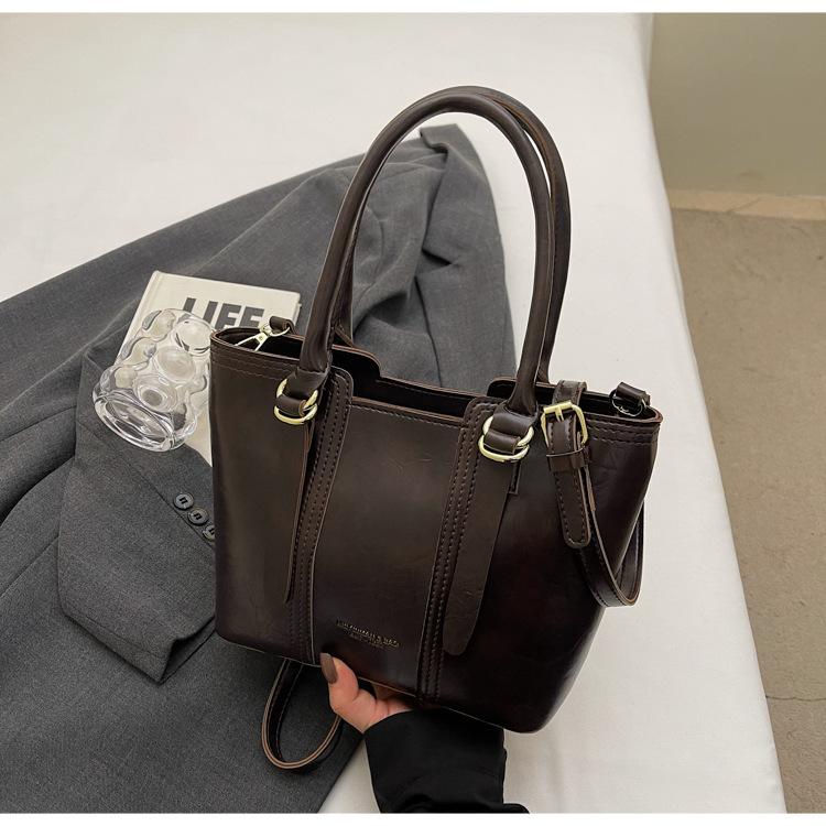 

Маленькая сумка премиум-класса для ношения в руке, женская, новая 2025, ретро-сумка на плечо, сумка-ведро, универсальная сумка-мессенджер для поездок на работу, тренд