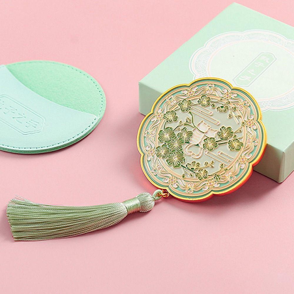 Portable Makeup Mirror Relief Design Cosmetic Mirror Exquisite Handheld Mirror  Tourist Souvenirs