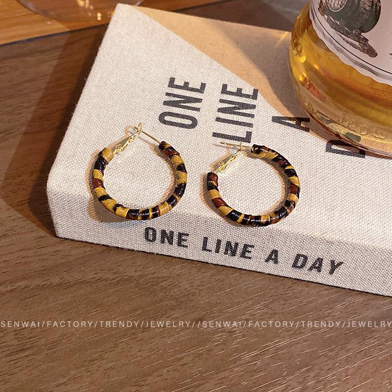 European and American exaggerated leopard print circle earrings women's autumn and winter design stud earrings earrings earrings