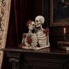 Mroczne Romantyczne Ozdoby, Gotycka Para Model Czaszki z Żywicy, Unikalna Dekoracja i Rekwizyt na Halloween do Upiornego Wystroju Domu, Miłośnicy Gotyku, Nawiedzony Dom