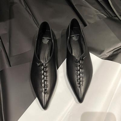 Moda 2025 Nowe Wiosenne Płaskie Buty Damskie z Ostrym Czubkiem ze Skóry Naturalnej Zwięzłe Wsuwane Ręcznie Robione Damskie Klapki Buty Damskie