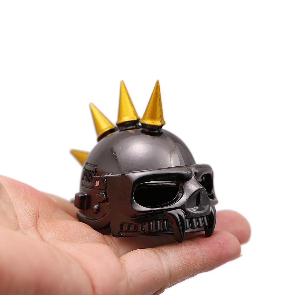 Punk 3D Helmet Keychain Spiked Skull Pendant Car Key Ring Gothic Accessories