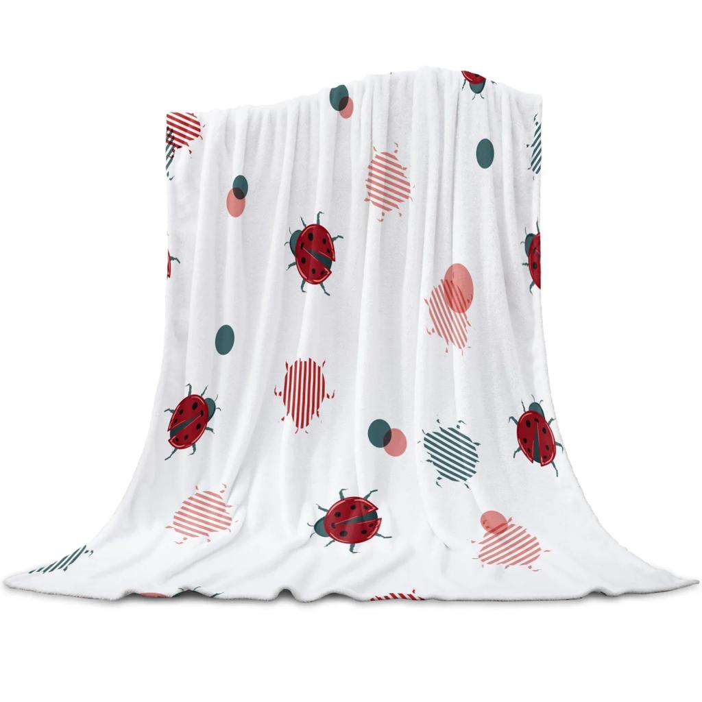 Coperta in pile leggera, super morbida, accogliente, rossa con coccinella su sfondo bianco, coperta regalo per adulti e bambini