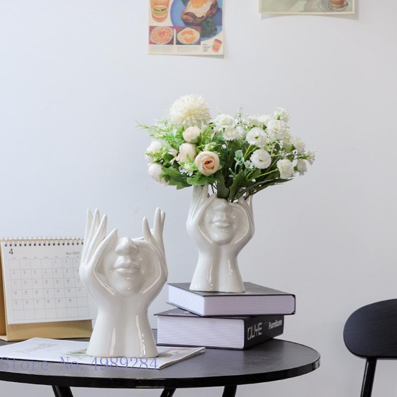 

Abstract Human Head Art Ceramic Vase Half Face Flower Arrangement Accessories Character Flower Vase Modern Home Decoration