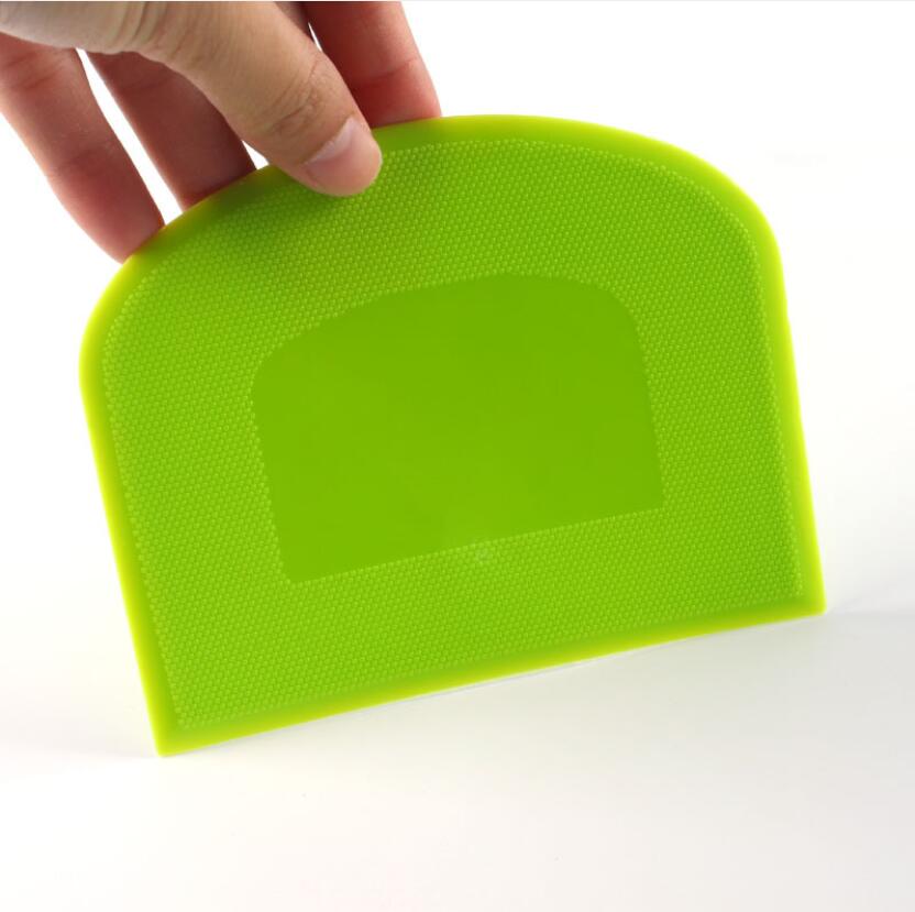 1PC Useful Cream Spatula DIY Pastry Cutters Fondant Dough Scraper Kitchen Accessories Cake Cutter  Baking Tool