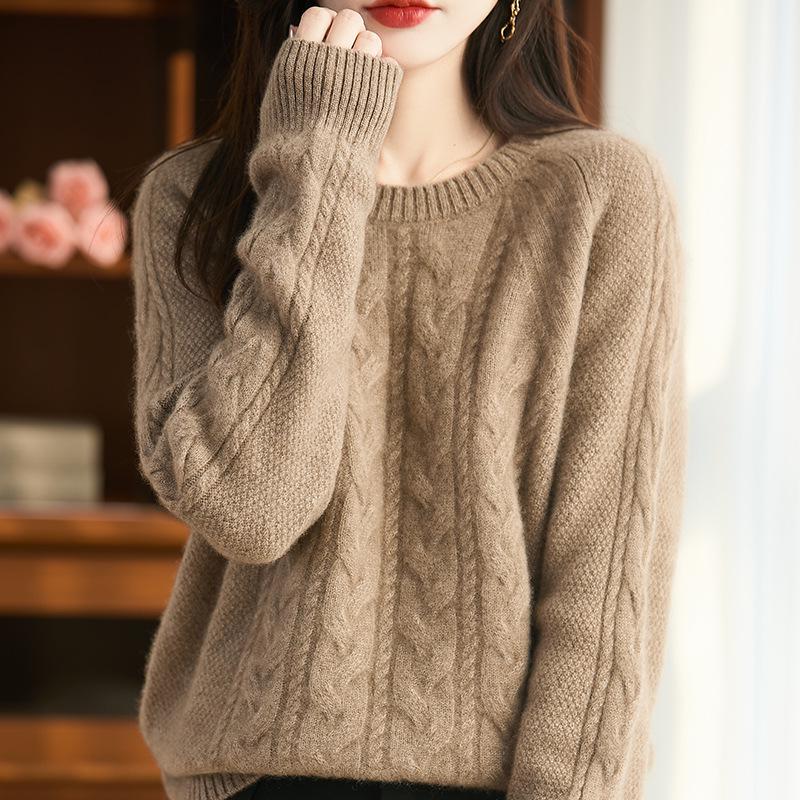 French Retro 100% Pure Wool Cable Knit Loose Women's Sweater