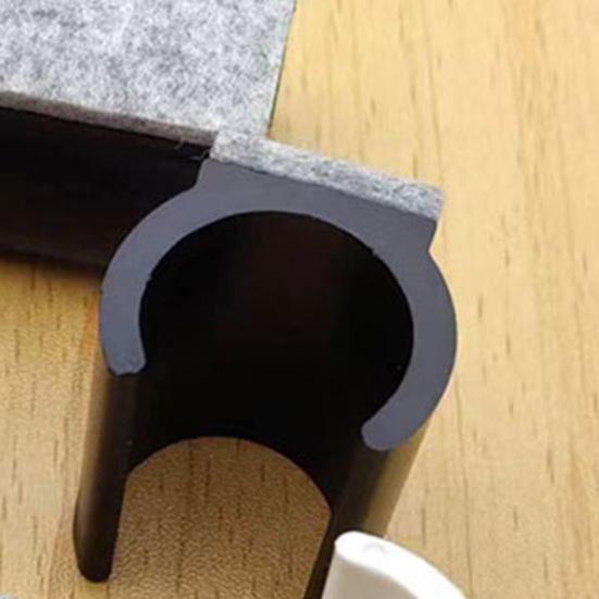 24 ks Plastové chrániče podlahy na nohy židlí ve tvaru U Krytky na nohy nábytku Snadná instalace Protiskluzové podložky na židle