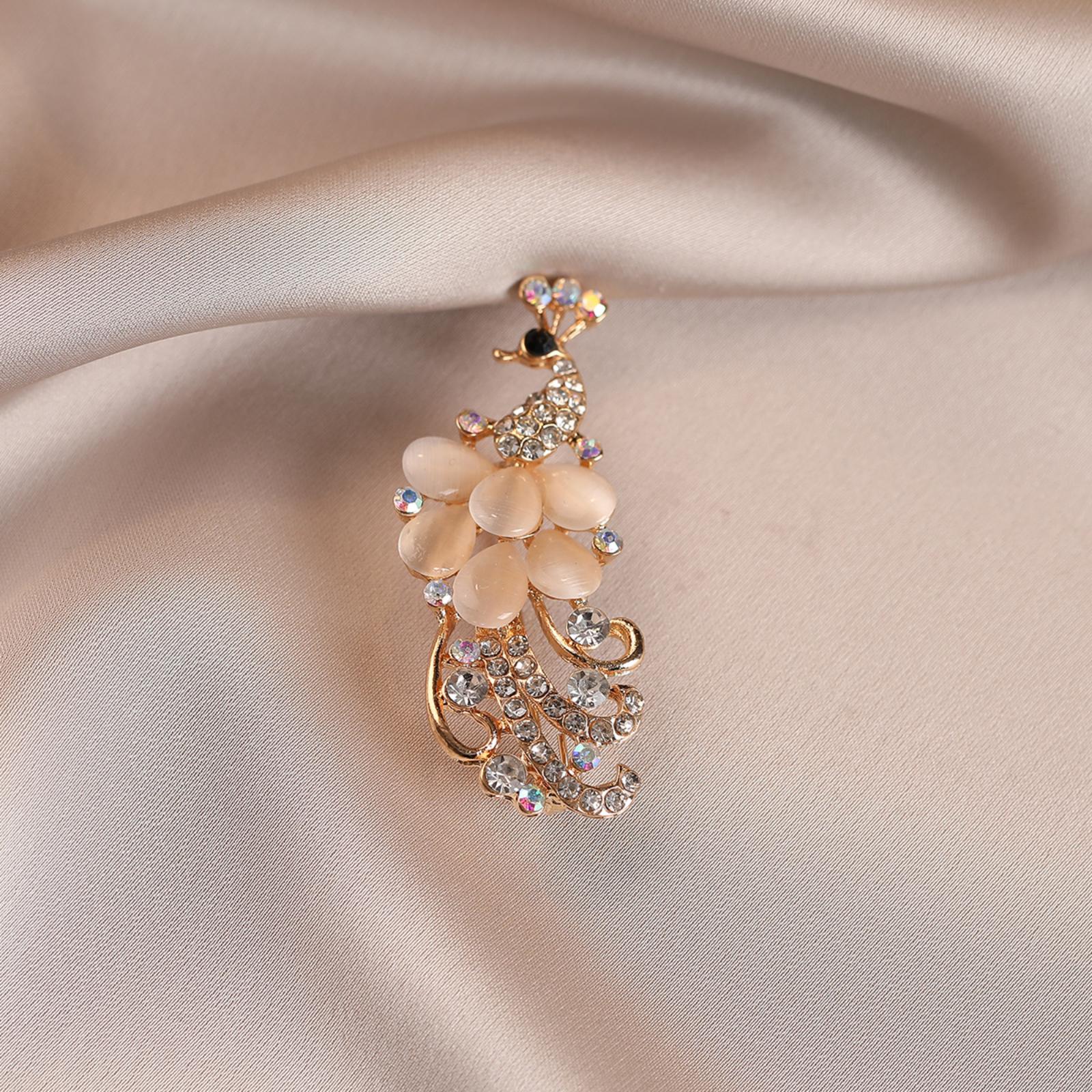 

Creative Alloy Brooch Fashion Collar Brooch Pin One Size