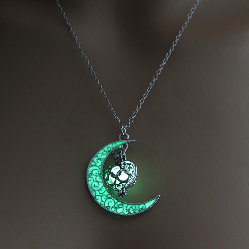 Moonlit Heart Necklace - Glow-in-the-Dark, Heart-Shaped, Openable Pendant