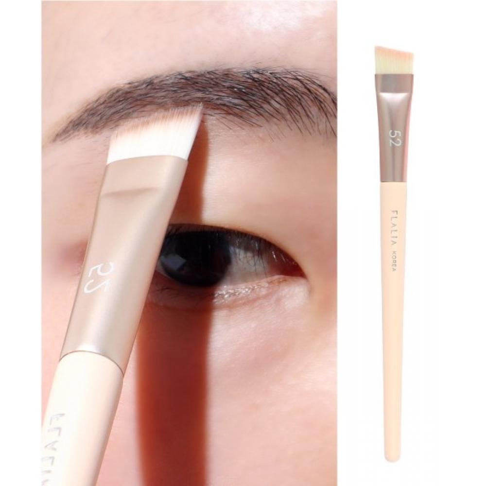 Flalia Muly Wide Eyebrow Brush No.52