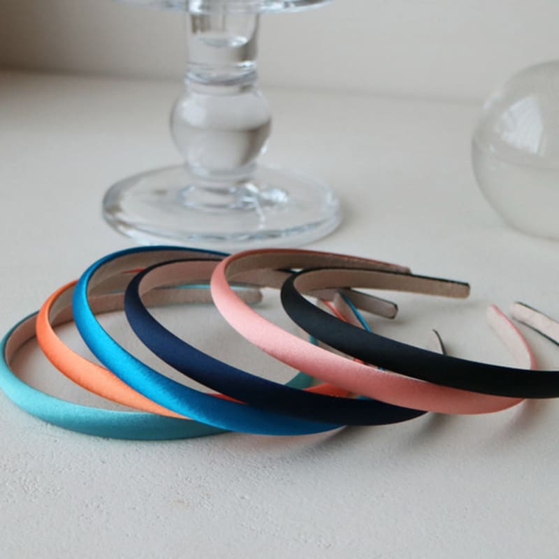 FANTASTIC PLANET klassisches Satin-Haarband Klein (6 Farben)