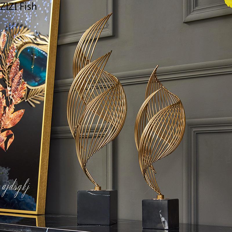 Ribbon Fluttering Statue Abstract Geometric Handicrafts Desk Decoration Creative Golden Ribbon Ornaments Room Aesthetic Decor